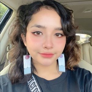 Meet your Posher, Aldana